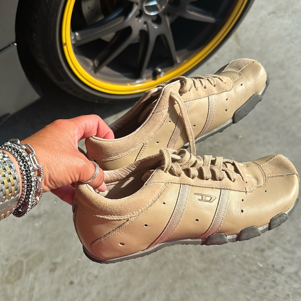 Diesel shoe